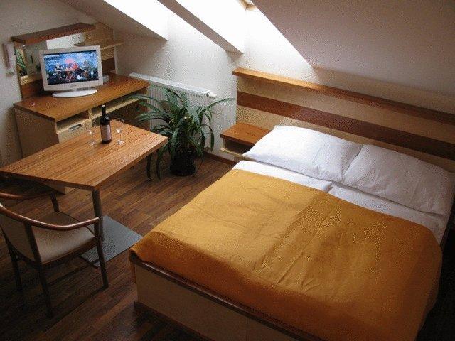 Aparthotel Na Belidle Prague Room photo